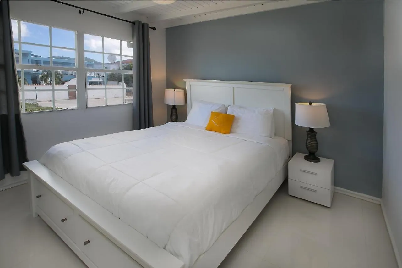 El Zafiro Boutique Hotel Maho Reef