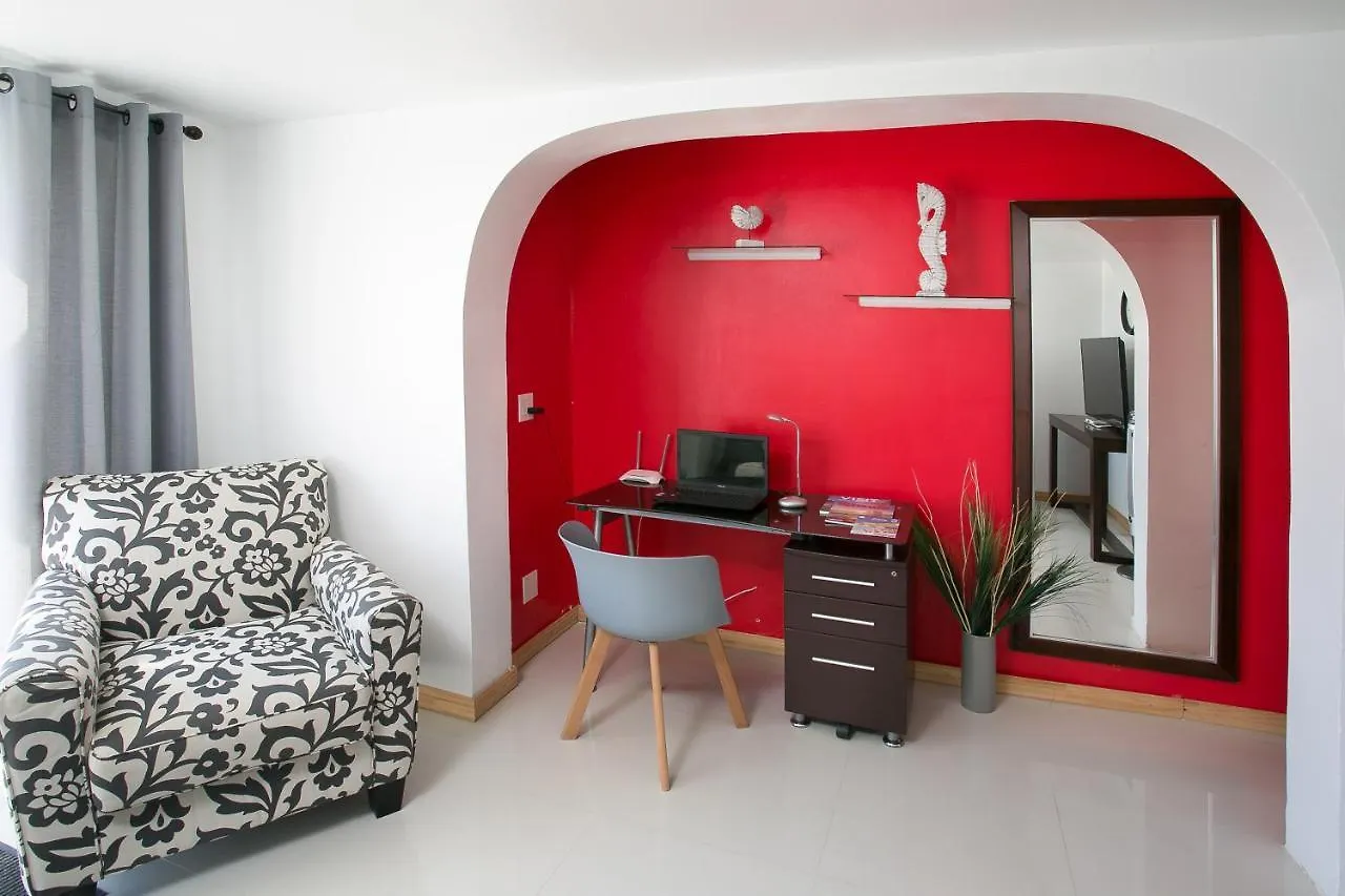 El Zafiro Boutique Hotel Maho Reef