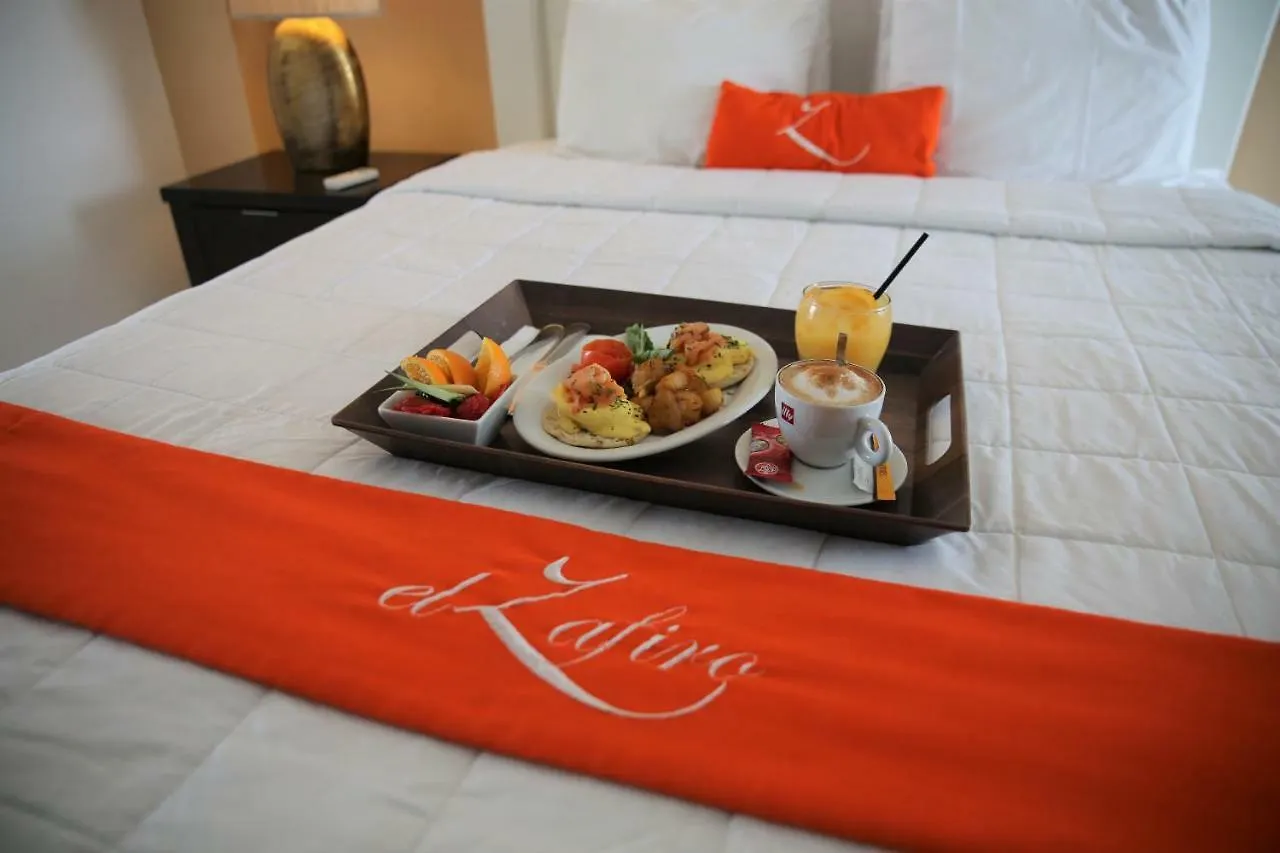 El Zafiro Boutique Hotel Maho Reef